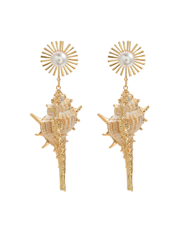 Hoshi Pearl Conch Earrings